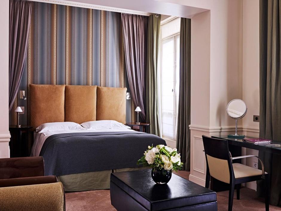 La Tremoille Hotel Parigi
